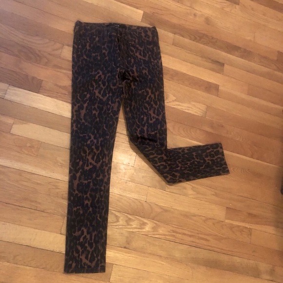 Joe’s Jeans Leopard Print Pants - Picture 4 of 12